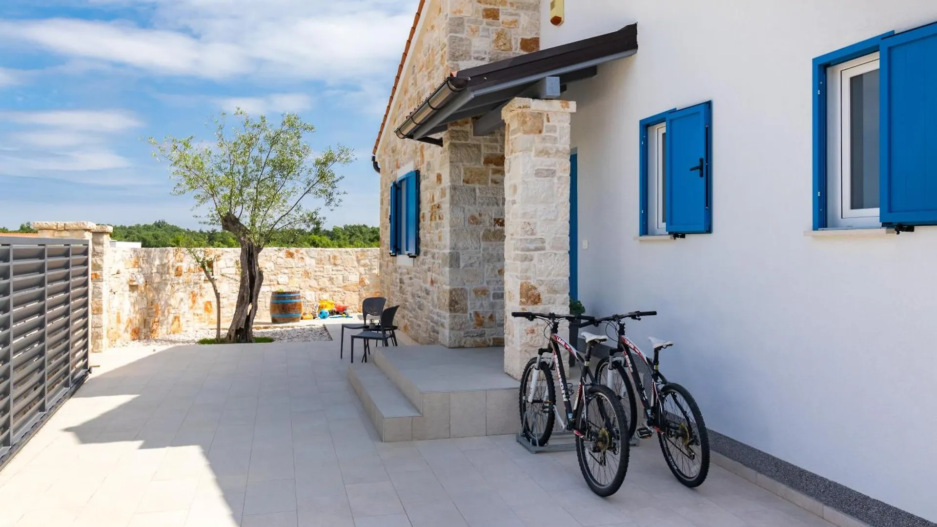 Villa Batana, A Warm, Private And Pet Friendly Villa Svetvinčenat