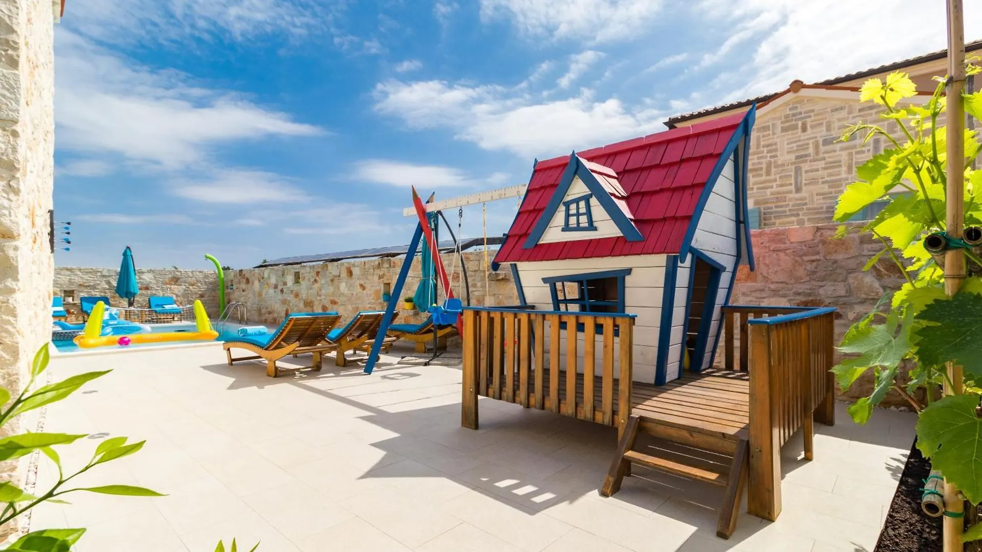 Villa Batana, A Warm, Private And Pet Friendly Villa Svetvinčenat